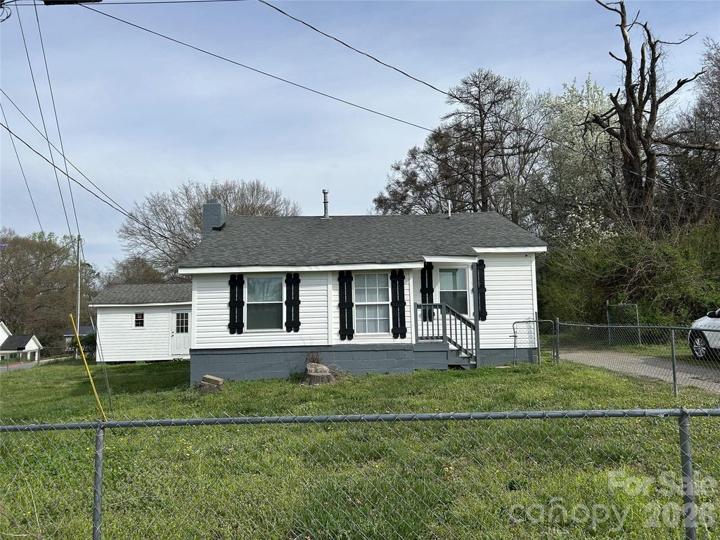 1716 pope Avenue, Gastonia, NC 28052