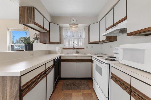 16924 Beachcomber, Galveston, TX 77554