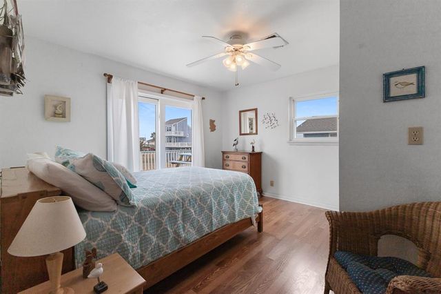16924 Beachcomber, Galveston, TX 77554