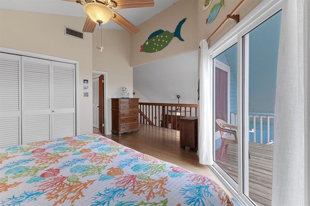 16924 Beachcomber, Galveston, TX 77554