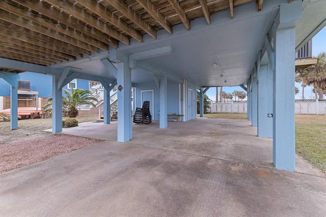 16924 Beachcomber, Galveston, TX 77554