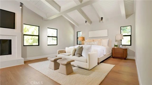 9752 Rangeview, North Tustin, CA 92705