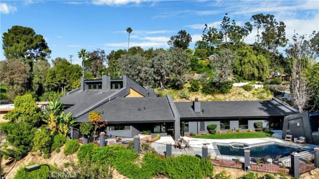 9752 Rangeview, North Tustin, CA 92705