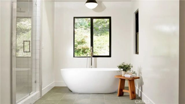 9752 Rangeview, North Tustin, CA 92705