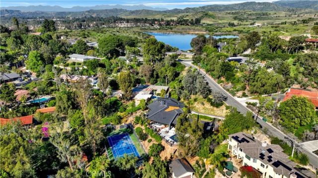 9752 Rangeview, North Tustin, CA 92705