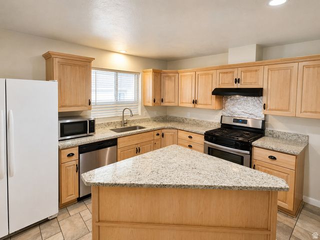 390 N 300 E, Santaquin, UT 84655