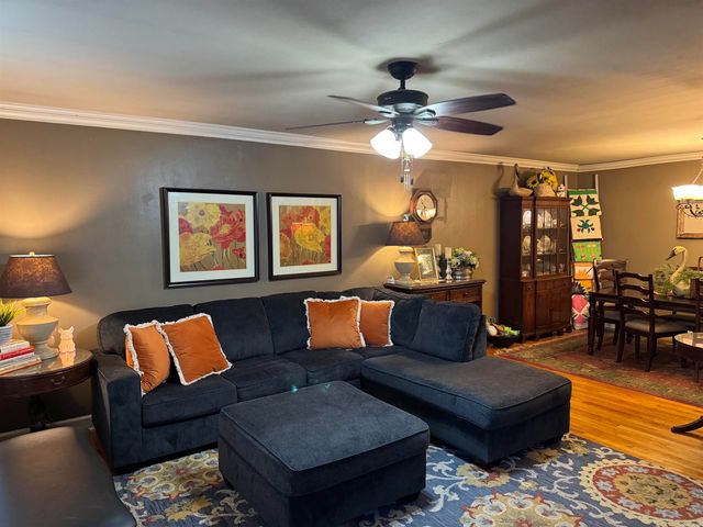 309 W Pine Street, Benton, AR 72015