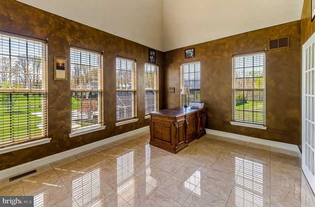 215 SHERWIN RD, Mullica Hill, NJ 08062