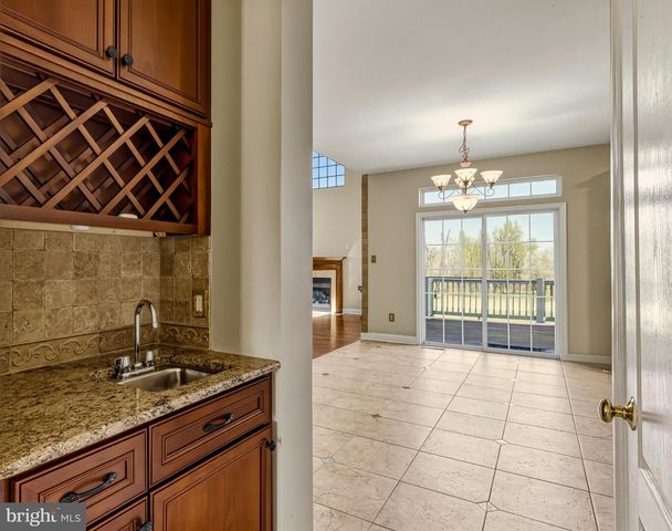 215 SHERWIN RD, Mullica Hill, NJ 08062