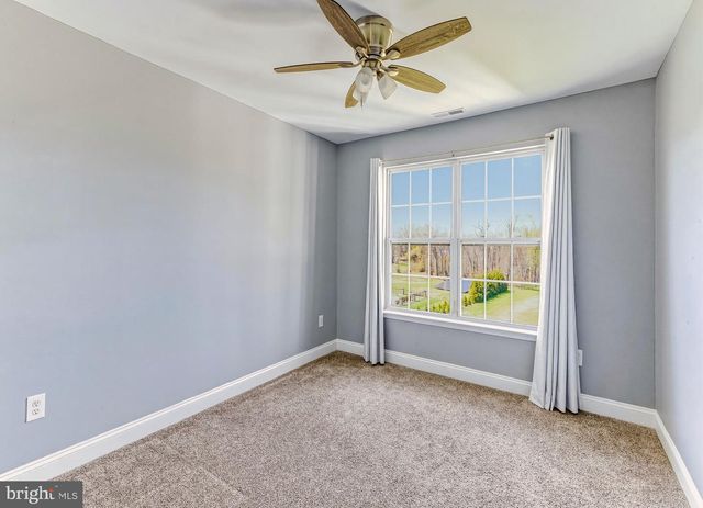 215 SHERWIN RD, Mullica Hill, NJ 08062