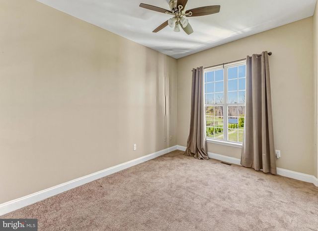 215 SHERWIN RD, Mullica Hill, NJ 08062