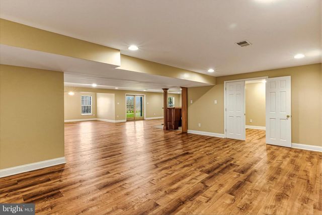 215 SHERWIN RD, Mullica Hill, NJ 08062