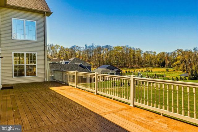 215 SHERWIN RD, Mullica Hill, NJ 08062