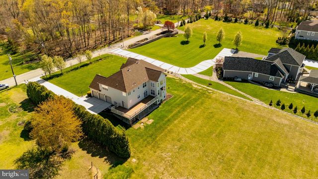 215 SHERWIN RD, Mullica Hill, NJ 08062