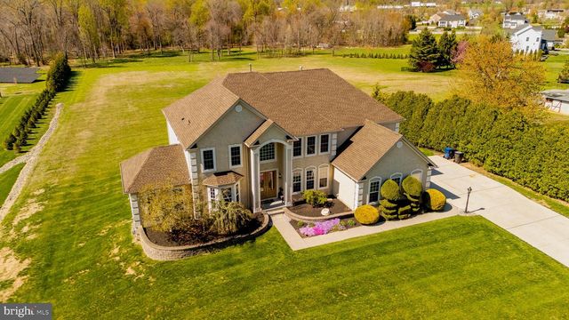 215 SHERWIN RD, Mullica Hill, NJ 08062