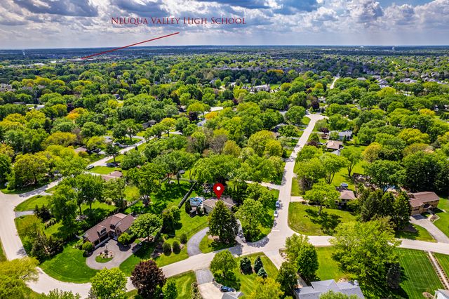 10S220 Alan Road, Naperville, IL 60564
