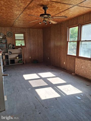 1701 NORTH AVE, Port Norris, NJ 08349