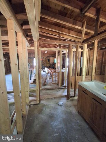 1701 NORTH AVE, Port Norris, NJ 08349
