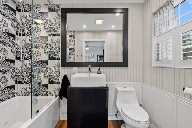 9517 Bay Dr, Surfside, FL 33154