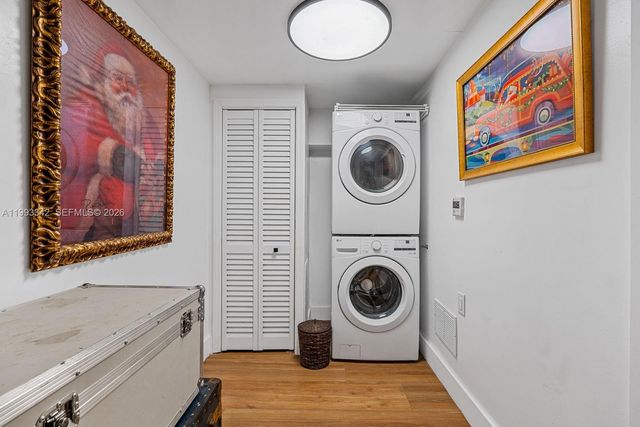 9517 Bay Dr, Surfside, FL 33154