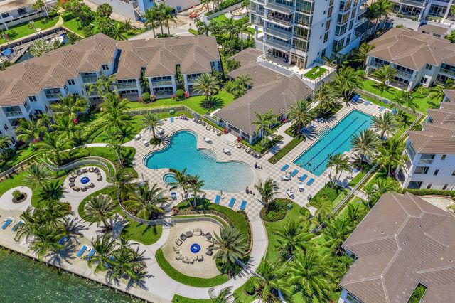 1 Water Club Way 504, North Palm Beach, FL 33408