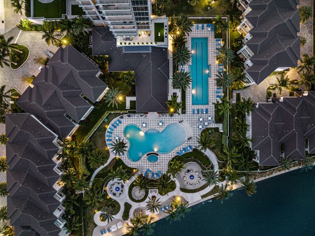 1 Water Club Way 504, North Palm Beach, FL 33408