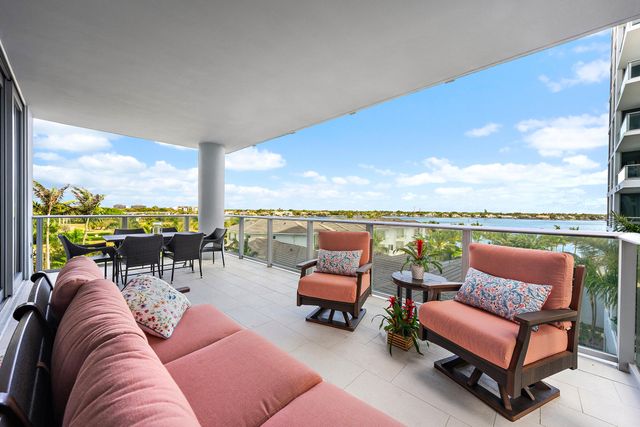 1 Water Club Way 504, North Palm Beach, FL 33408