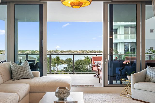 1 Water Club Way 504, North Palm Beach, FL 33408