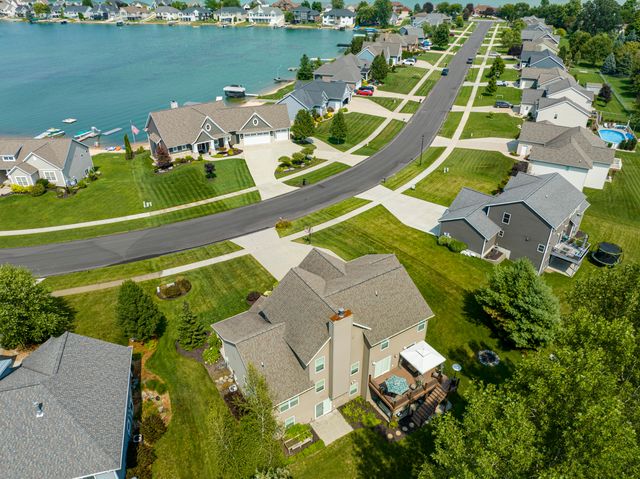 2488 Cedar West Drive, Georgetown Twp, MI 49428