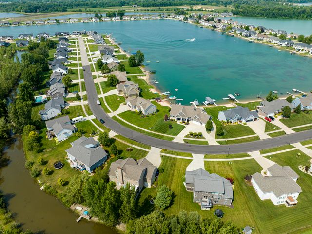 2488 Cedar West Drive, Georgetown Twp, MI 49428