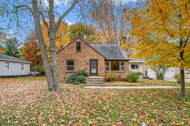 1444 Mark Street Ne, Plainfield Twp, MI 49525