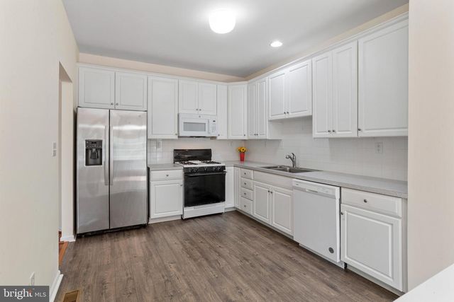 54 NESTLEWOOD WAY, Princeton, NJ 08540