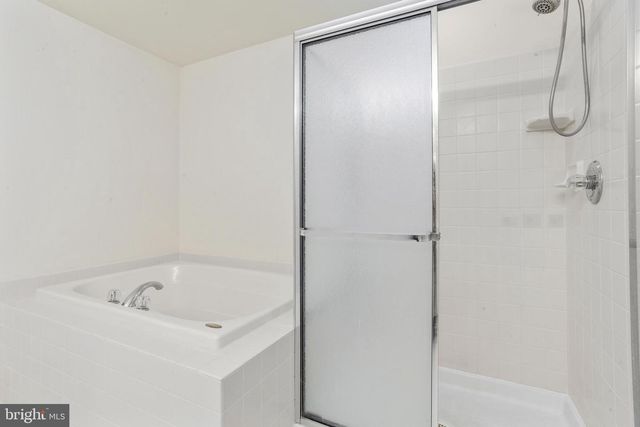 54 NESTLEWOOD WAY, Princeton, NJ 08540