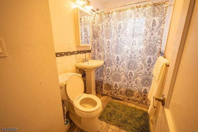 225 Linden Ave, Rahway City, NJ 07065