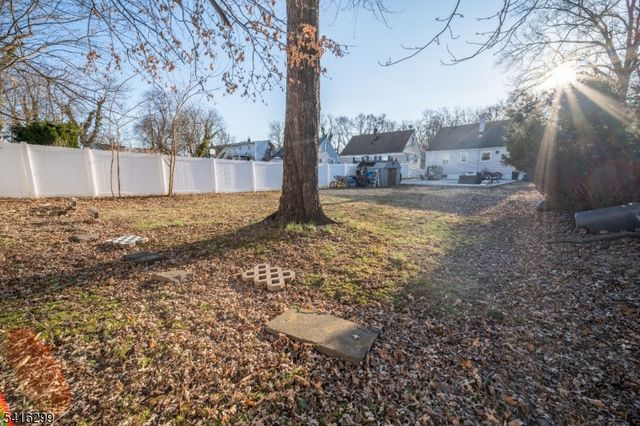 225 Linden Ave, Rahway City, NJ 07065