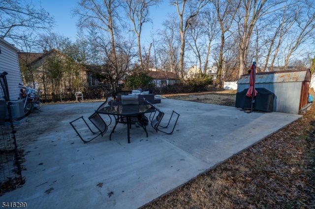 225 Linden Ave, Rahway City, NJ 07065