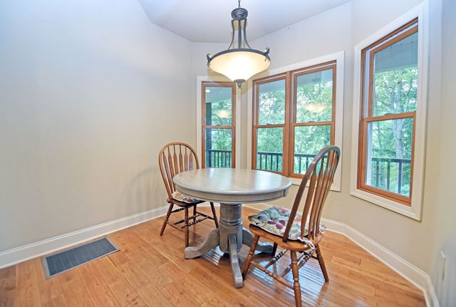 1250 Hawkview Drive, Hiawassee, GA 30546