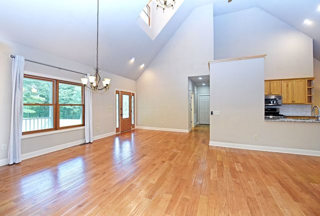 1250 Hawkview Drive, Hiawassee, GA 30546