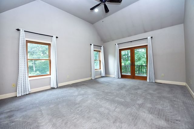 1250 Hawkview Drive, Hiawassee, GA 30546