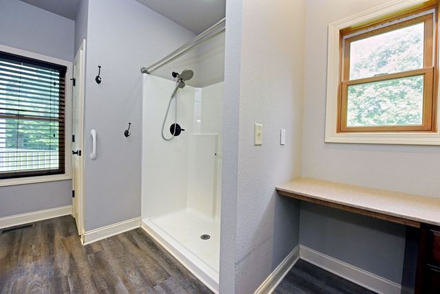 1250 Hawkview Drive, Hiawassee, GA 30546