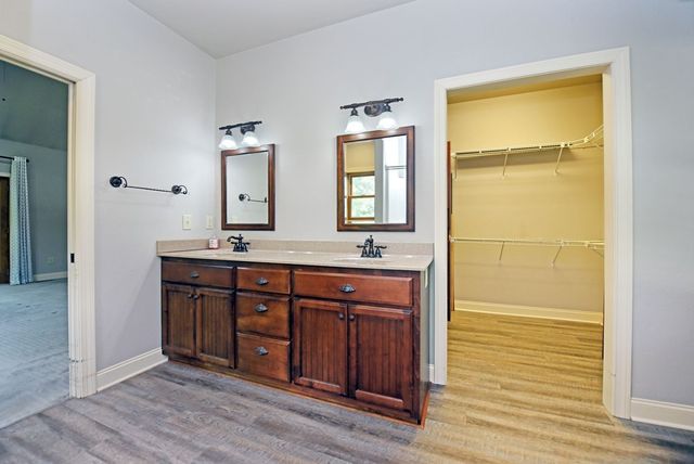 1250 Hawkview Drive, Hiawassee, GA 30546