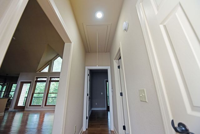 1250 Hawkview Drive, Hiawassee, GA 30546