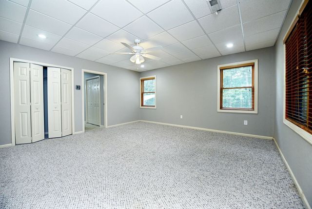 1250 Hawkview Drive, Hiawassee, GA 30546