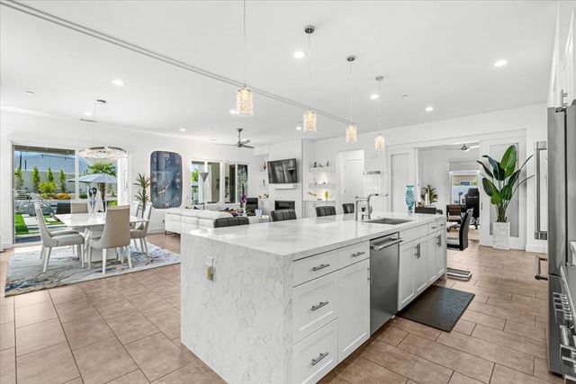 74397 Zeppelin Drive, Palm Desert, CA 92211