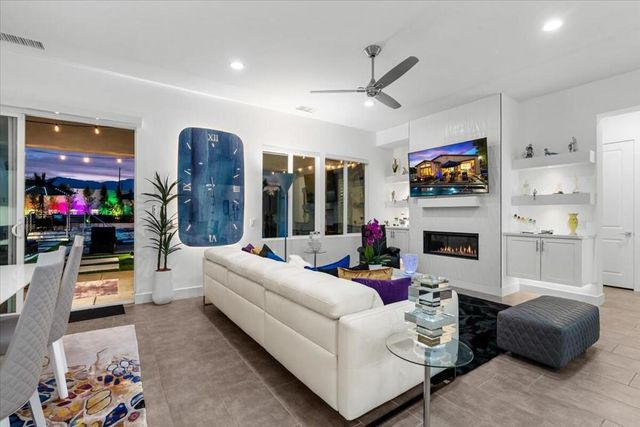 74397 Zeppelin Drive, Palm Desert, CA 92211