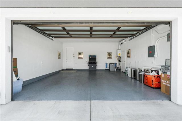 74397 Zeppelin Drive, Palm Desert, CA 92211