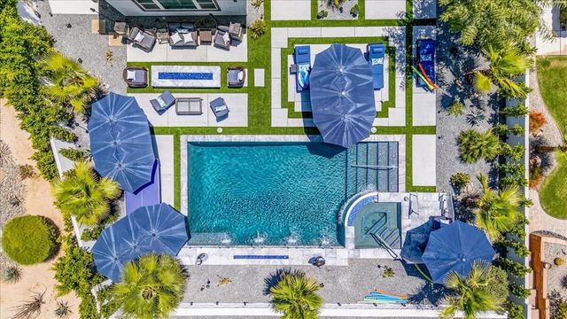 74397 Zeppelin Drive, Palm Desert, CA 92211