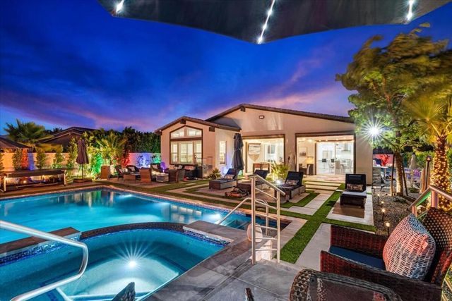 74397 Zeppelin Drive, Palm Desert, CA 92211