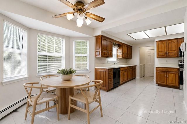 2 Barrett Court, Nesconset, NY 11767