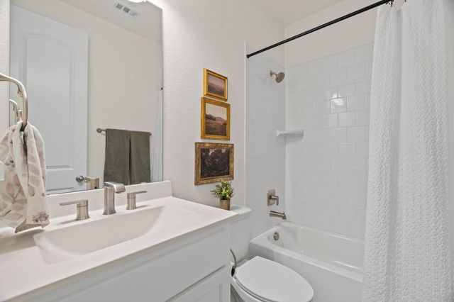 1833 Climbing Court, Argyle, TX 76226